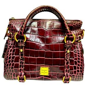 AUTHENTIC DOONEY AND BOURKE CROCS LEATHER 2 WAY BAG